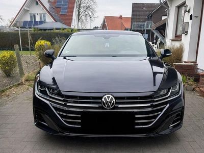 Second-hand VW Arteon R-line 200 CP (147 kW) 2021 Negru Break