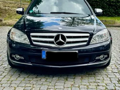 Gebraucht Mercedes C320 242 PS (177 kW) 2007 Schwarz Limousine