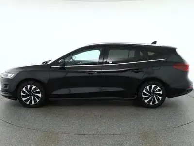 Gebraucht Ford Focus Titanium X 125 PS (91 kW) 2025 Schwarz Kombi