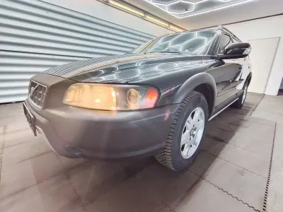 Gebraucht Volvo XC70 Momentum 185 PS (136 kW) 2006 Grün Kombi
