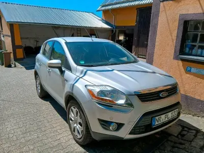 Gebraucht Ford Kuga 136 PS (100 kW) 2009 Silber SUV