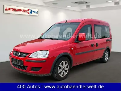 Gebraucht Opel Combo Edition 90 PS (66 kW) 2009 Magma rot Van / Kleinbus