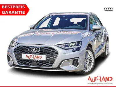 Gebraucht Audi A3 Comfort 110 PS (80 kW) 2022 Silber Limousine
