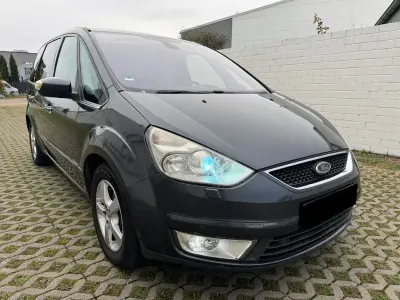 Używany Ford Galaxy Ghia 175 KM (128 kW) 2008 Szary Minivan