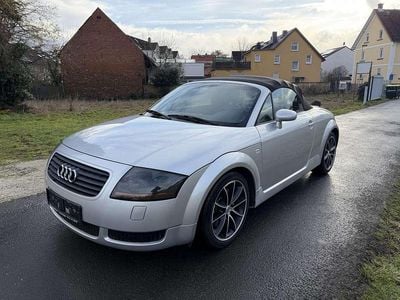 Gebraucht Audi TT Roadster 150 PS (110 kW) 2003 Lichtsilber metallic Cabrio