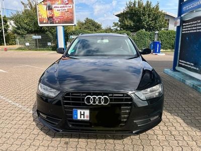 Gebraucht Audi A4 150 PS (110 kW) 2014 Schwarz Kombi