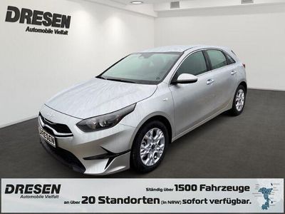 Gebraucht Kia Ceed Vision 101 PS (74 kW) 2024 Weiss Kleinwagen