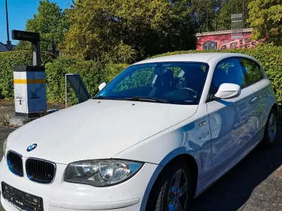 Gebraucht BMW 120 Cabriolet 110 PS (80 kW) 2009 Weiß Cabrio
