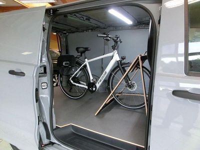 Grau Neu 2025 VW Transporter Van | 41.990 €