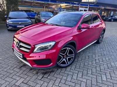 Rot Gebraucht 2015 Mercedes GLA250 AMG line SUV | 19.900 € (Fairer Preis)