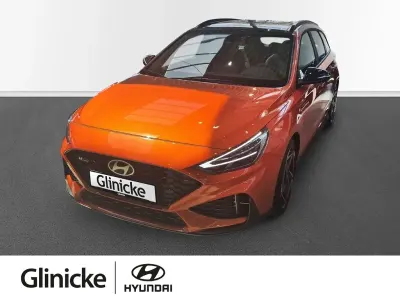 Neu Hyundai i30 150 PS (110 kW) 2026 Jupiter orange / met Kombi