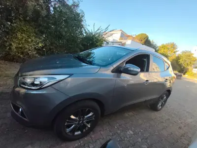 Gebraucht Hyundai ix35 Trend 166 PS (122 kW) 2015 Grau SUV