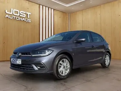 Gebraucht VW Polo Style 95 PS (69 kW) 2023 Grau Kleinwagen