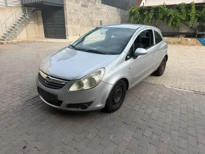 Gebraucht Opel Corsa 80 PS (58 kW) 2007 Silber Kleinwagen