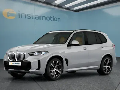Gebraucht BMW X5 489 PS (359 kW) 2026 Grau SUV