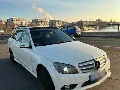 Gebraucht Mercedes C220 AMG 170 PS (125 kW) 2010 Weiß Kombi