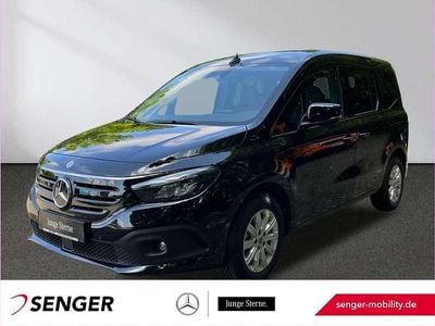 Mercedes EQT200