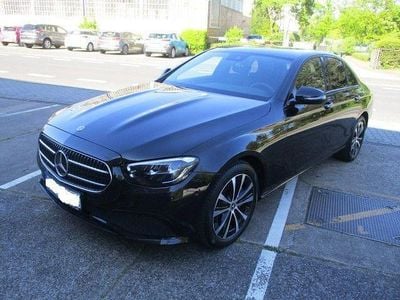 Gebraucht Mercedes E300 Avantgarde 211 PS (155 kW) 2022 Schwarz Limousine