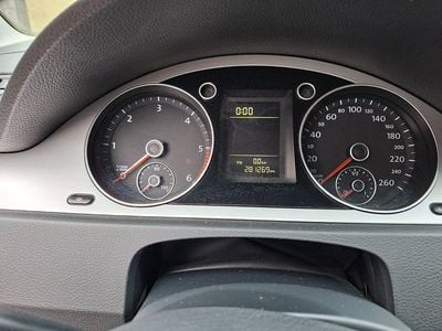 Second-hand VW Passat Comfortline 140 CP (102 kW) 2009 Negru Break