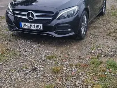 Gebraucht Mercedes C180 Avantgarde 156 PS (114 kW) 2015 Schwarz Limousine