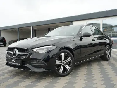 Gebraucht Mercedes C220 197 PS (144 kW) 2023 Schwarz Limousine