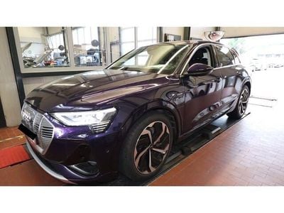 Usata Audi e-tron S-Line 230 kW (313 CV) 2021 Viola SUV