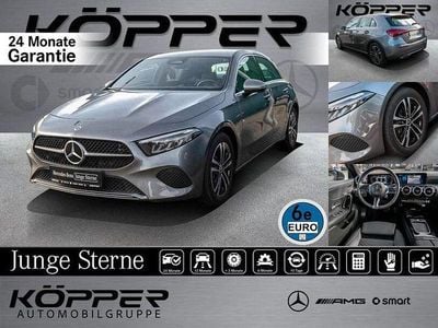 Gebraucht Mercedes A200 Advanced 163 PS (119 kW) 2024 Mountaingrau Limousine