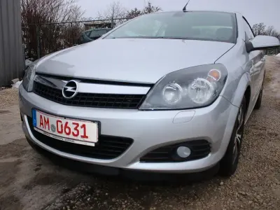 Gebraucht Opel Astra Edition 105 PS (77 kW) 2007 Silber Cabrio