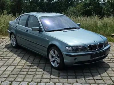 Gebraucht BMW 320 170 PS (125 kW) 2002 Grün Limousine
