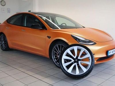 Begagnad Tesla Model 3 Performance 461 kW (627 HK) 2019 Vit Sedan