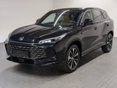 Neu MG HS Luxury 170 PS (125 kW) 2025 Pebbleschwarzmet. SUV