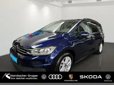 Gebraucht VW Touran Comfortline 150 PS (110 kW) 2023 Atlantik blue metallic Van / Kleinbus