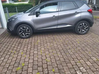 Gebraucht Renault Captur Luxe 90 PS (66 kW) 2015 Grau SUV