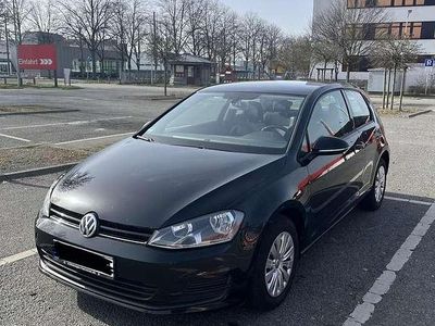 Gebraucht VW Golf VII Trendline 86 PS (63 kW) 2013 Schwarz Kleinwagen