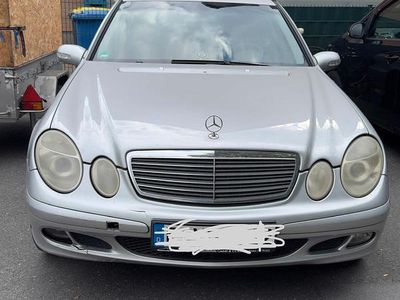 Mercedes E220