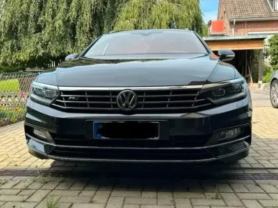 Gebraucht VW Passat R-line 190 PS (139 kW) 2019 Grau Kombi