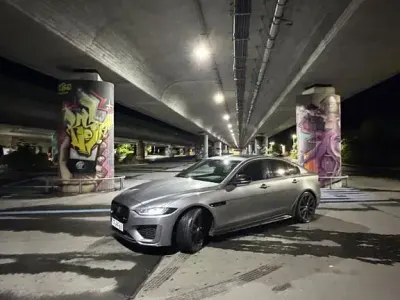 Gebraucht Jaguar XE R-Dynamic 250 PS (183 kW) 2022 Grau Limousine