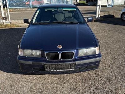 Gebraucht BMW 316 105 PS (77 kW) 2000 Blau Coupé
