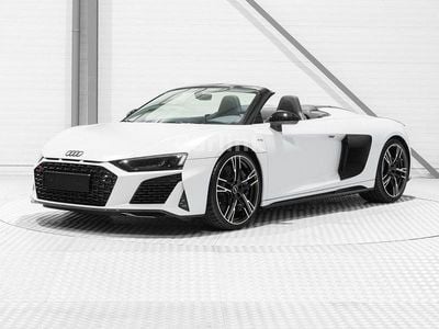 Używany Audi R8 Spyder Performance 620 KM (456 kW) 2024 Szary Kabriolet