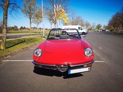 Gebraucht Alfa Romeo Spider Veloce 126 PS (92 kW) 1980 Rot Cabrio