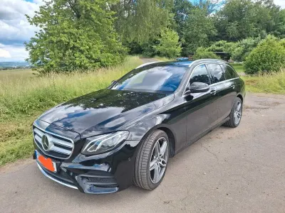 Gebraucht Mercedes E220 AMG line 194 PS (142 kW) 2017 Schwarz Kombi