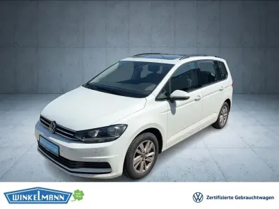 Gebraucht VW Touran Comfortline 150 PS (110 kW) 2023 Weiß Van / Kleinbus