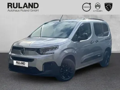 Gebraucht Citroën Berlingo 131 PS (96 kW) 2026 Lack grau artense/typ aussenve Van / Kleinbus