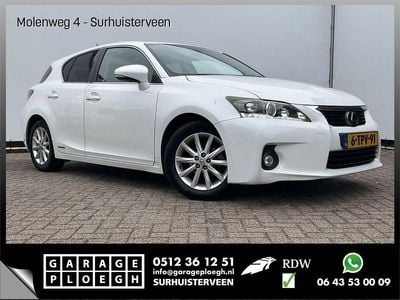 Weiß Gebraucht 2013 Lexus CT200h Business Edition Limousine | 9.700 €