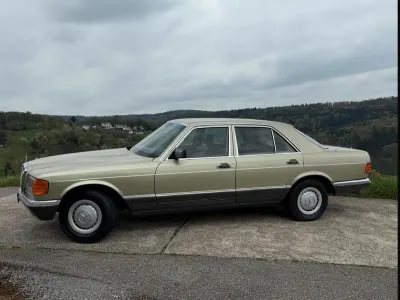 Gebraucht Mercedes 380 SE 204 PS (150 kW) 1982 Grün Limousine