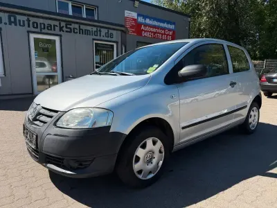 Gebraucht VW Fox Basis 54 PS (39 kW) 2008 Silber Kleinwagen