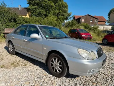 Gebraucht Hyundai Sonata GLS 131 PS (96 kW) 2005 Silber Limousine