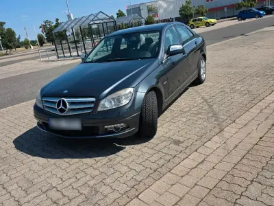 Gebraucht Mercedes C230 204 PS (150 kW) 2009 Grau Limousine