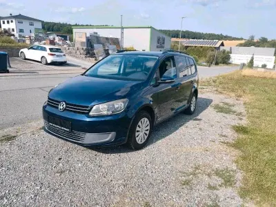 Gebraucht VW Touran 105 PS (77 kW) 2010 Blau Van / Kleinbus