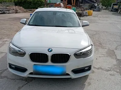 Gebraucht BMW 118 Sport Line 136 PS (100 kW) 2018 Weiß Kleinwagen